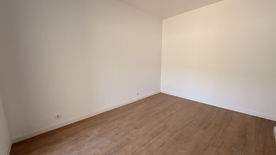 🏡 Apartament finisat premium cu terasă și priveliște liberă 🌿 - Poză 6