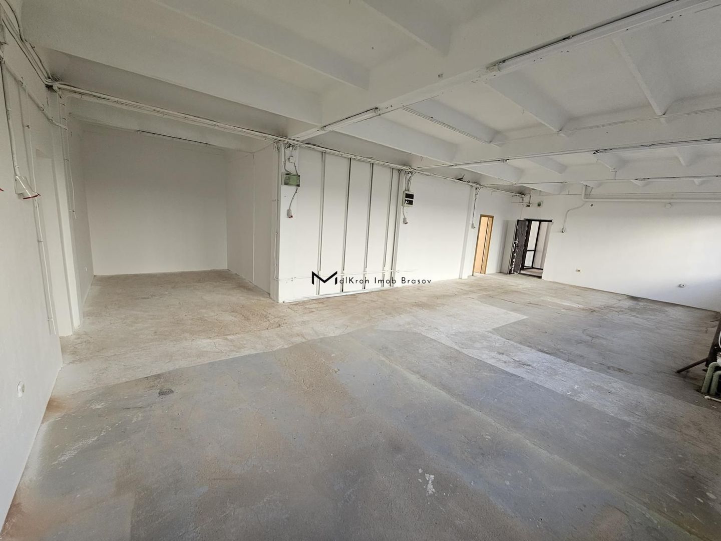 Clădire ideală pentru producție și birouri Bartolomeu - Poză 14