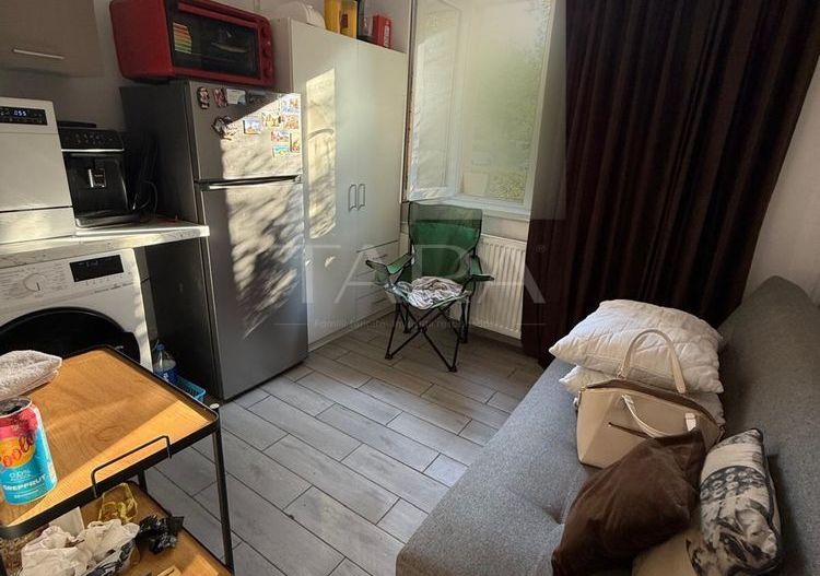 Garsonieră renovată, 11 mp, parter, orientare sud, Mănăștur. - Poză 1