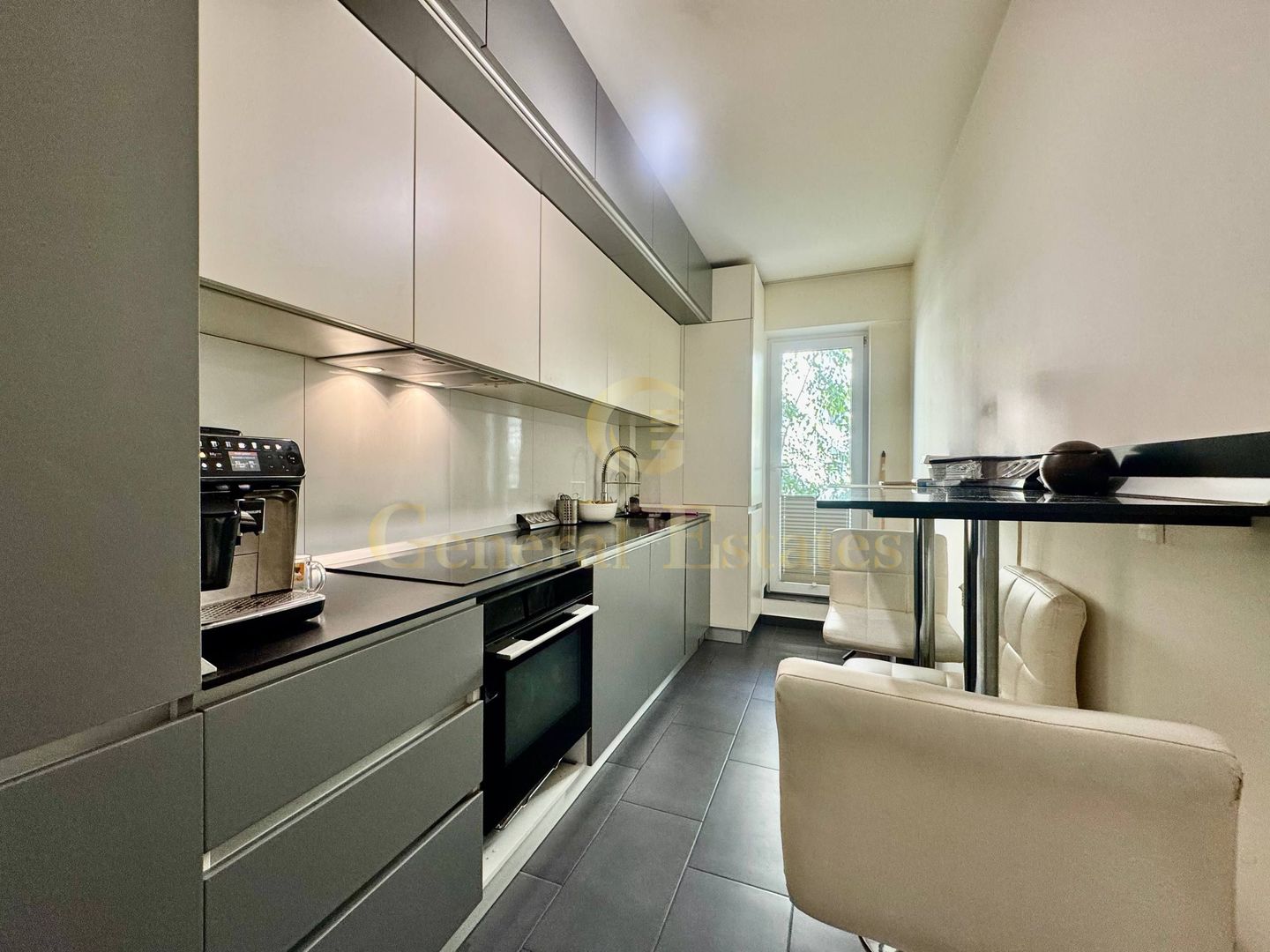 Vânzare apartament cu 3 camere -72 m.p.- Gata de intrare - Păcurari - Poză 1