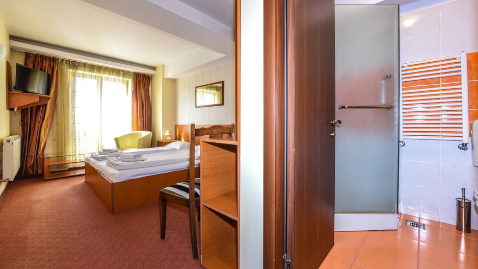 Hotel glamour si restaurant, in inima statiunii Predeal - Poză 17