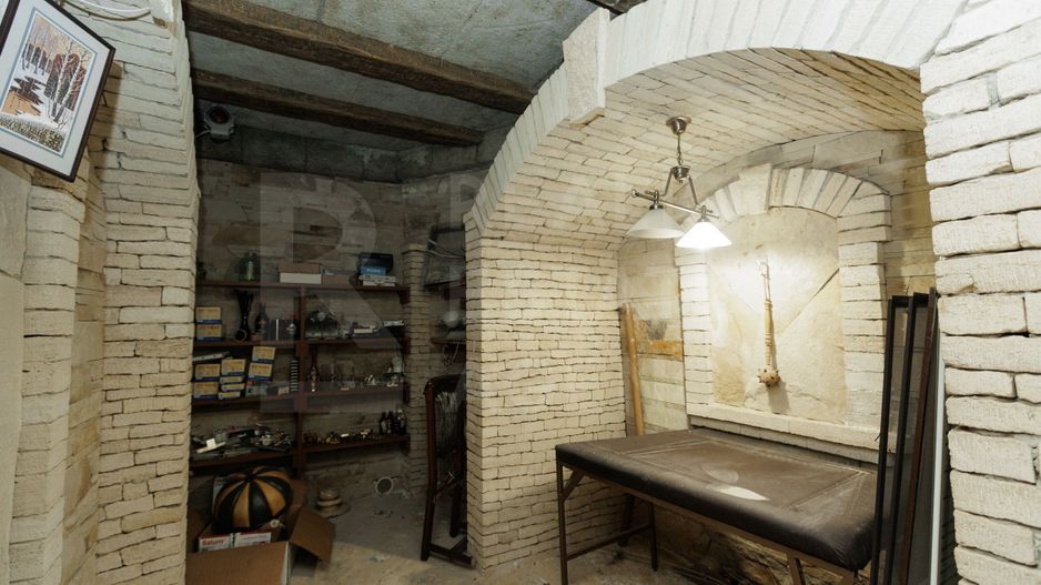 Chirie, casă, 3 nivele, strada Frumoasa, Centru - Poză 30