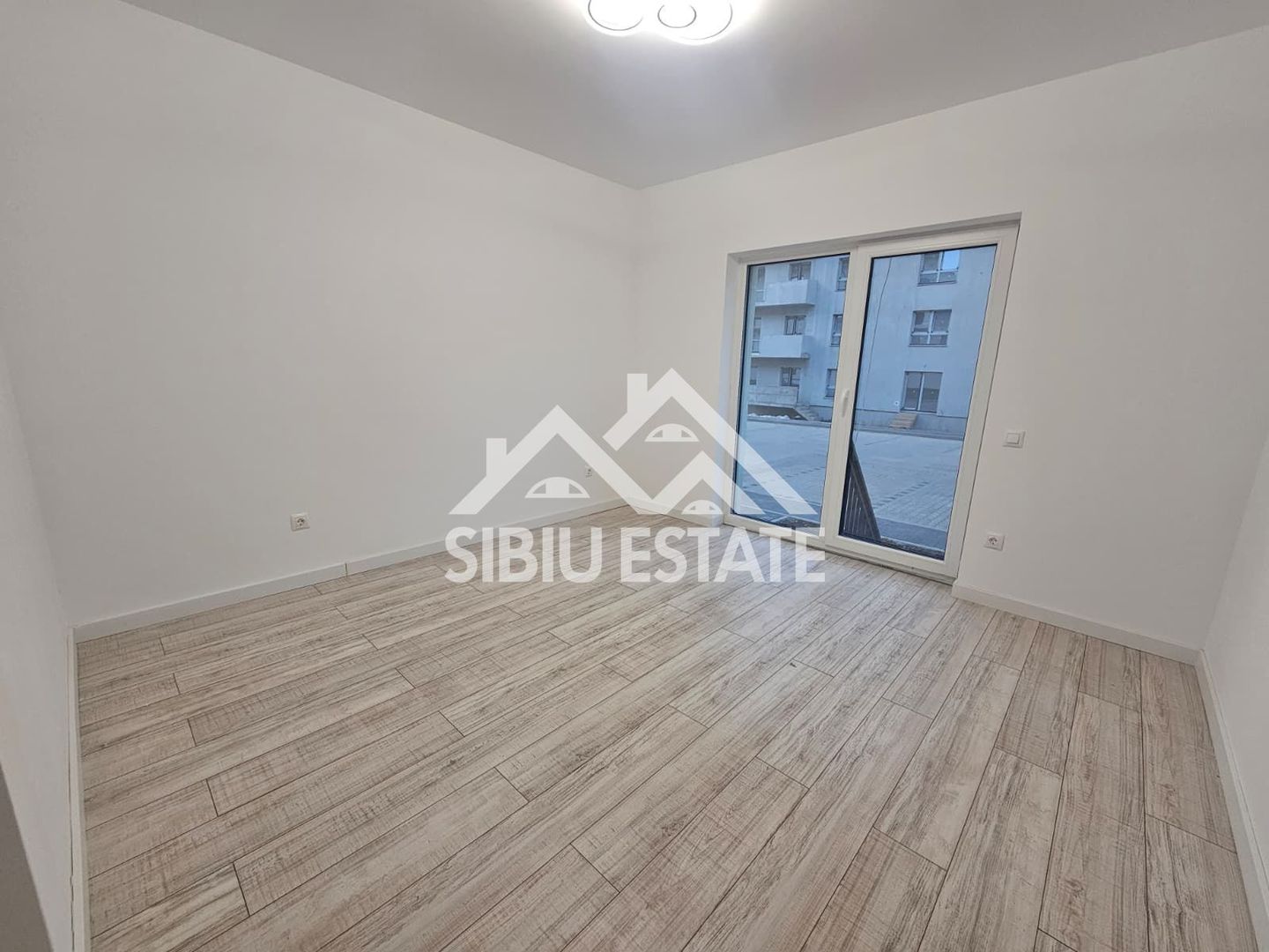 Apartament 3 camere cu gradina, la cheie, Selimbar, Doamna Stanca - Poză 5