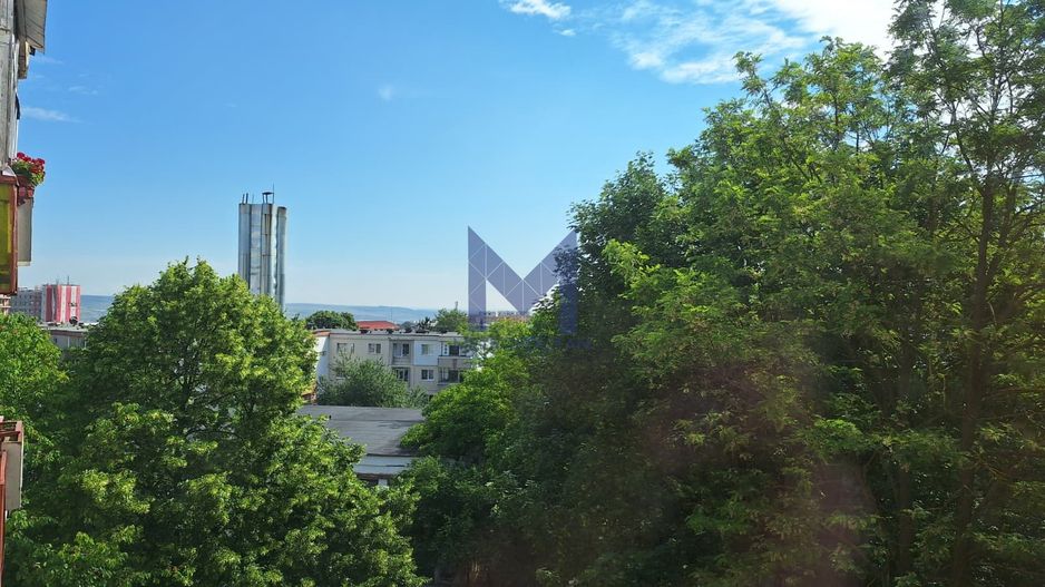 De închiriat apartament 2 camere decomandat I strada Lunii - Poză 3