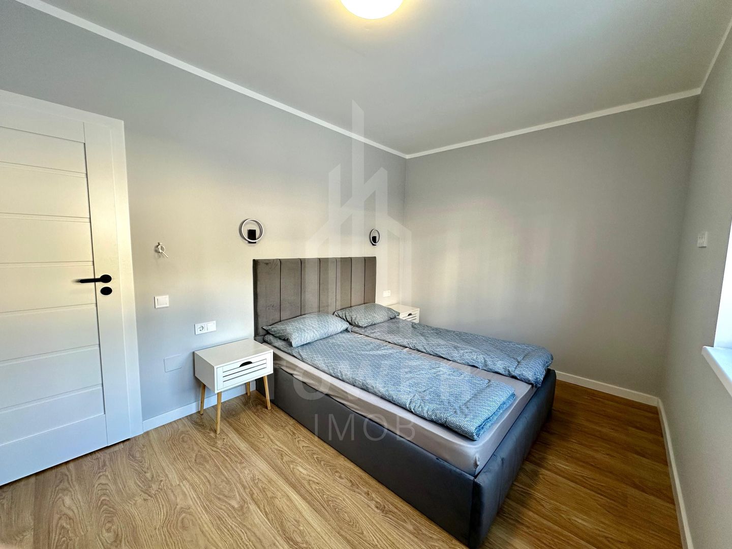 Apartament cu doua camere in zona vest - Poză 4