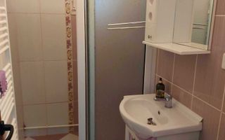 Apartament  3 camere ,dec., Micro20 - Poză 4