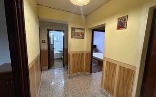 Apartament 3 camere, etaj 3 - zona Cetate - Poză 9