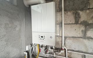 Casă de vânzare pe strada Sabarului - Poză 9