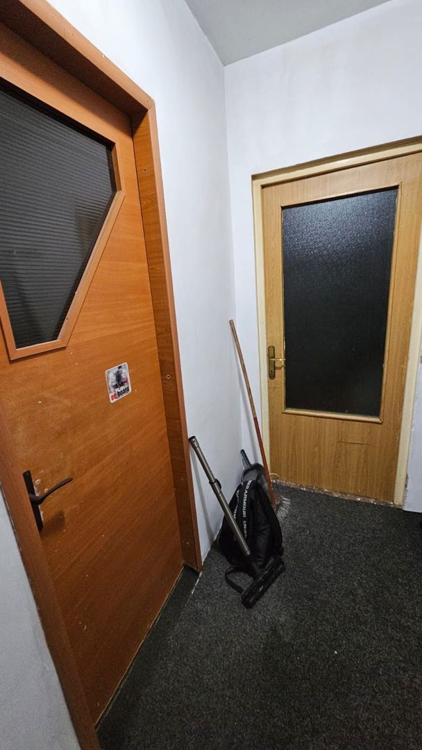 Apartament cu 4 camere de vânzare în Costin Georgian, Bucuresti - Poză 18