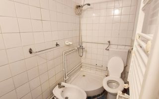 Casa cu 3 camere, zona Mihai Bravu - Poză 10