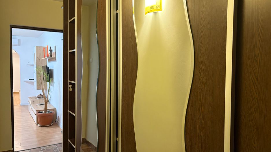 Apartament semidecomandat cu trei camere, Constantin Brancoveanu - Poză 13