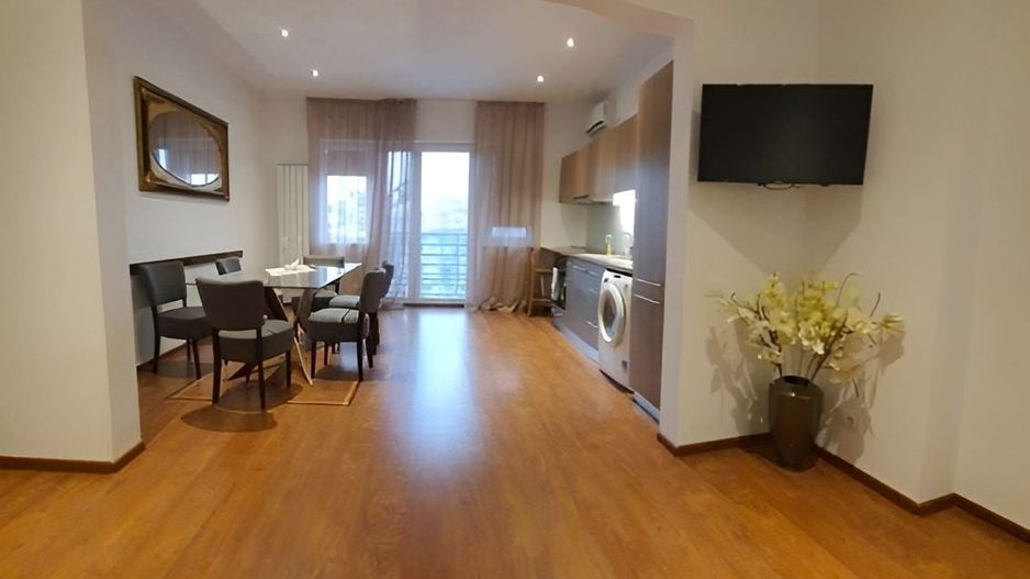 Apartament 3 Camere Spatios Romana Renovat - Poză 1