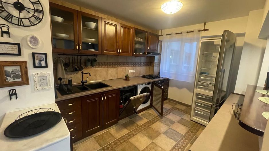 PANDURI - 13 Septembrie | Chirie 3 camere metrou 750m + loc parcare - Poză 1