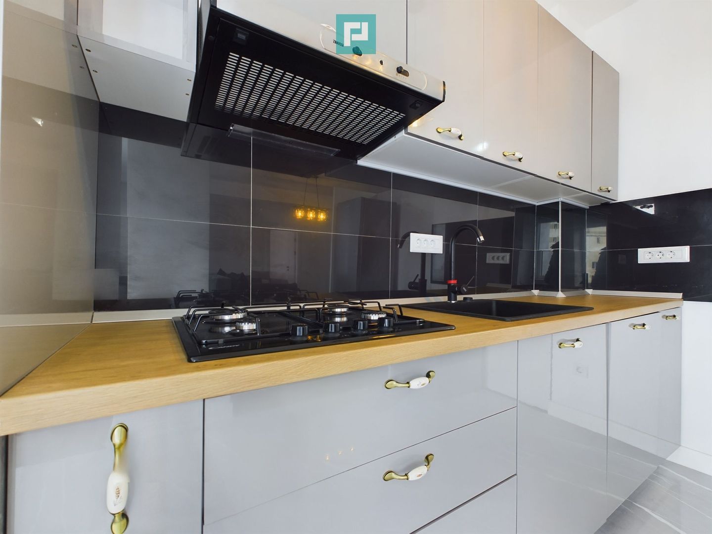 Apartament cu 3 camere Medicover Piata Victoriei - Poză 77