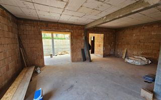 Duplex modern 121 mp utili, 4 camere, curte 315 mp, zonă liniștită - Poză 6