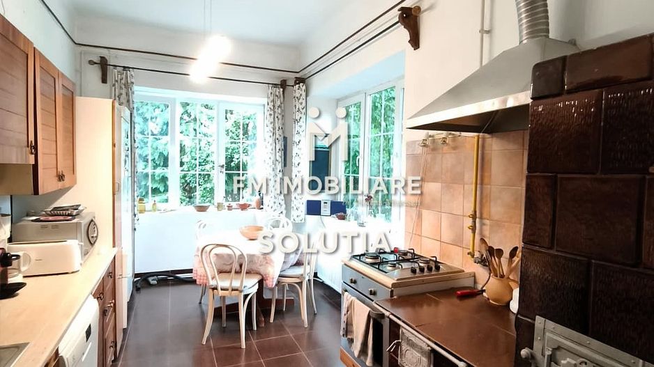Casă deosebită, situată Ultracentral în Baia Sprie! - Poză 9