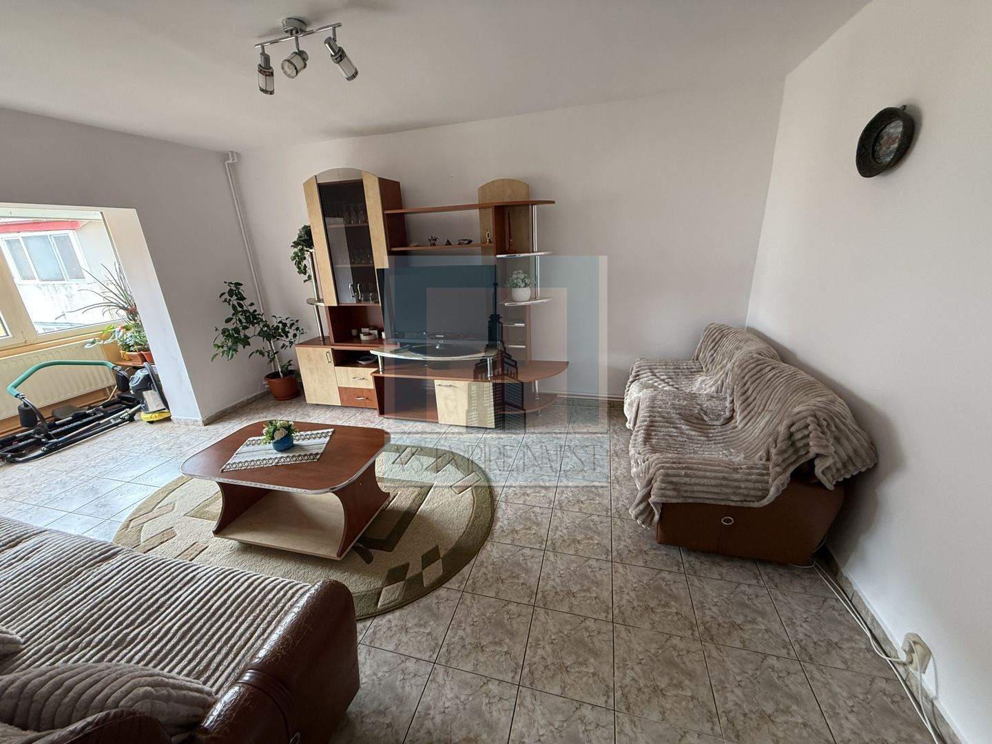 Apartament 4 camere, pe 2 nivele, 92 mp utili-zona Racadau - Poză 2