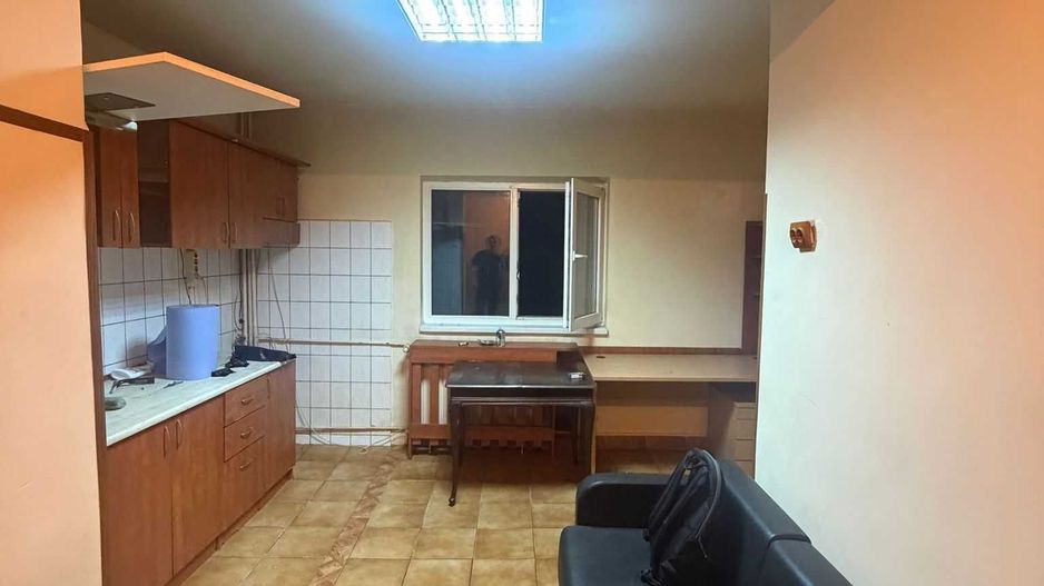 Apartament 2 camere decomandat de vanzare, bloc reabilitat, 13 Septembrie - Poză 3