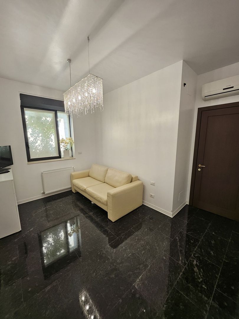 Apartament LUX cu 2 camere și curte privată 140 mp – Dumbrăvița - Poză 4