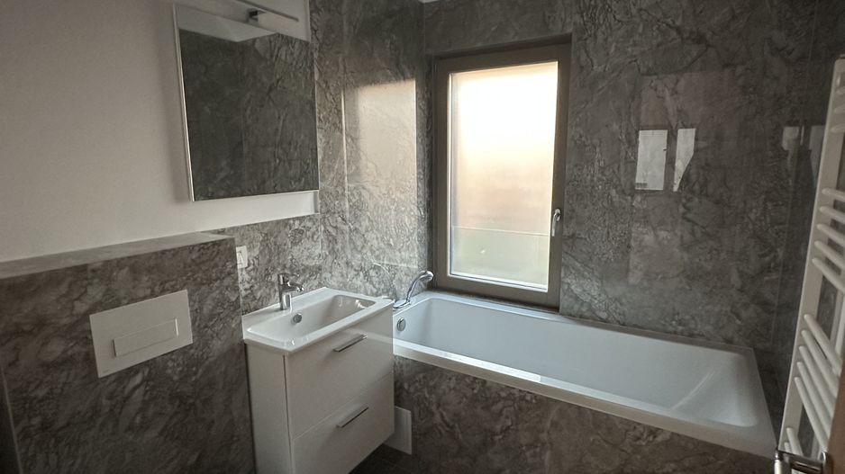 Casa cu 4 camere - Dumbravita - Poză 21