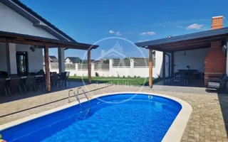 Casa de vanzare cu 4 camere si piscina in Cihei, Bihor - Poză 18
