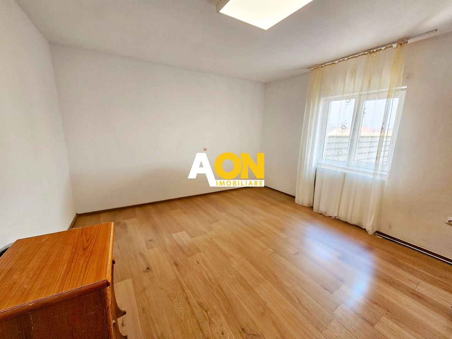 Casa 10 camere, 878 mp teren, toate utilitatile, Barabant - Poză 12