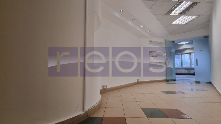 VANZARE SPATIU COMERCIAL | 30 CAMERE | ZONA UNIRII - Poză 29