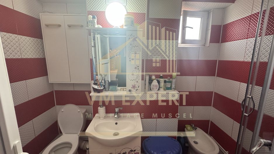 APARTAMENT 2 CAMERE ETAJ 4 VISOI CAMPULUNG - Poză 6