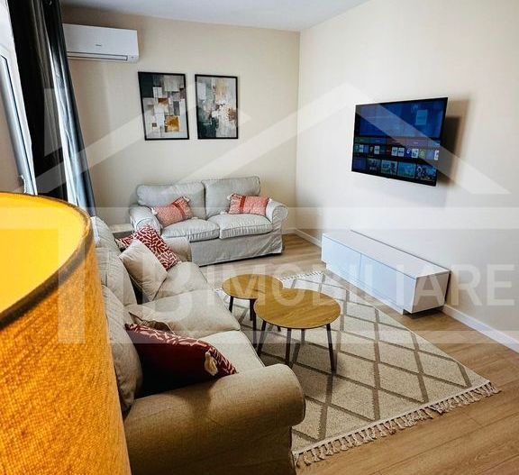 Apartament cu 2 camere, 55mp, parcare, Zona Vivat Residence - Poză 2