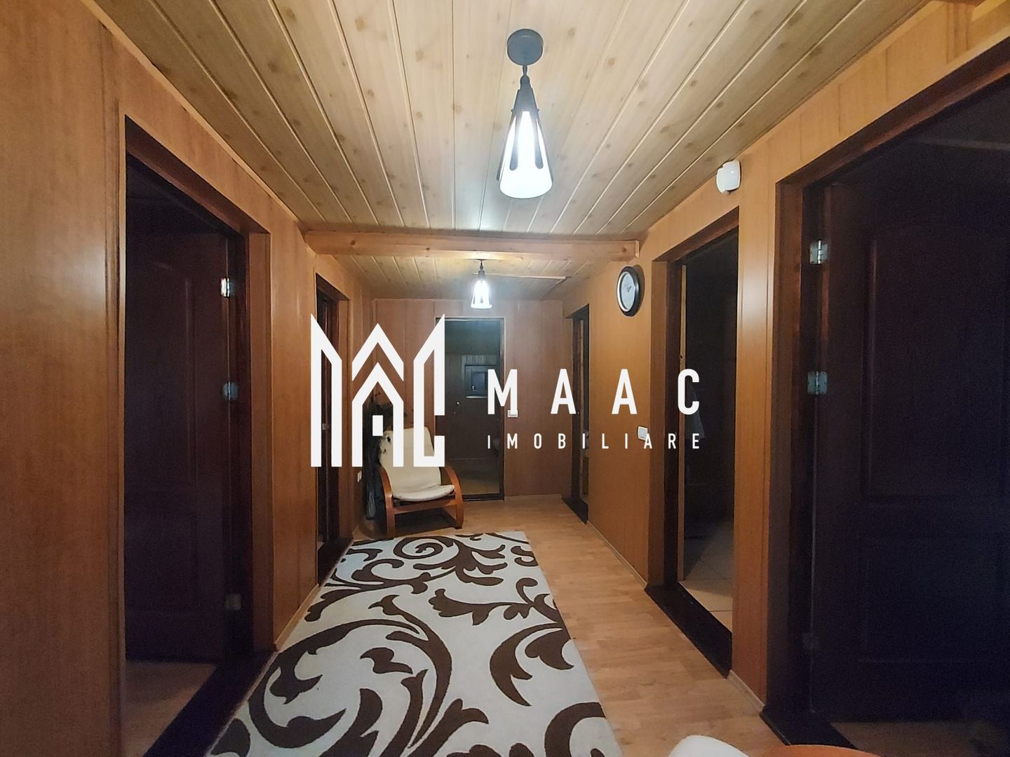 Casă | 260 mp utili | 1.100 mp teren | Râul Sadului | - Poză 17