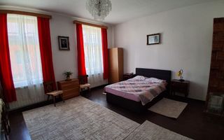 CASA CU CENTRALA ELECTRICA | Radauti - Poză 1