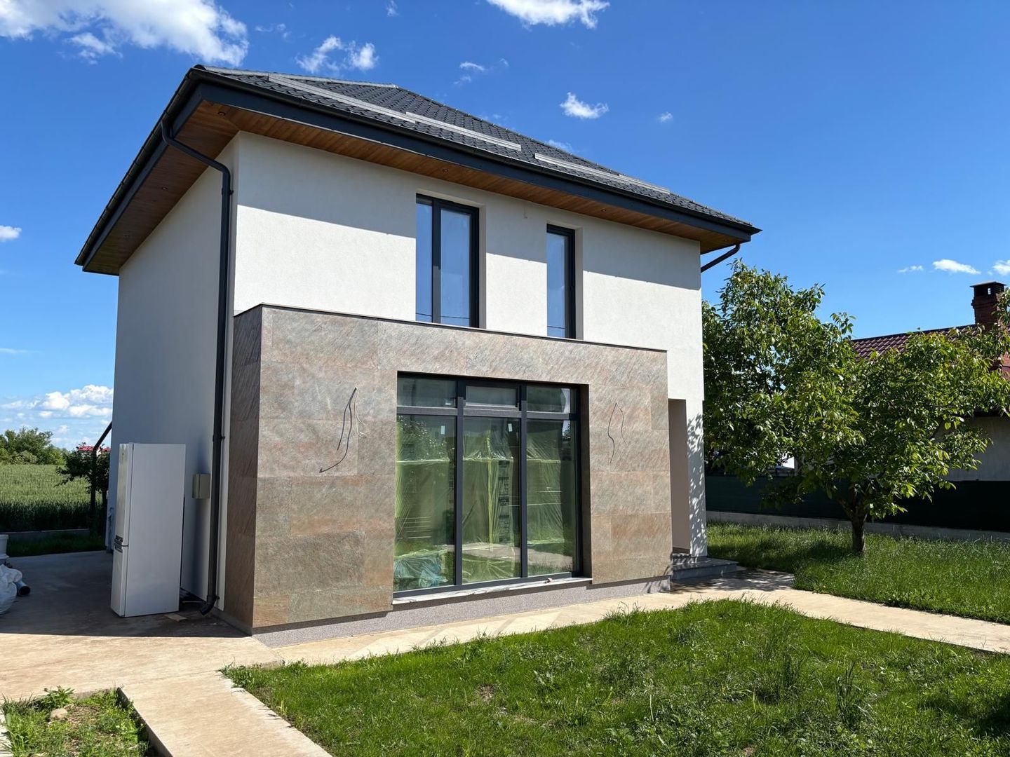 Casa superba // 400mp // Excelent construita - Poză 1
