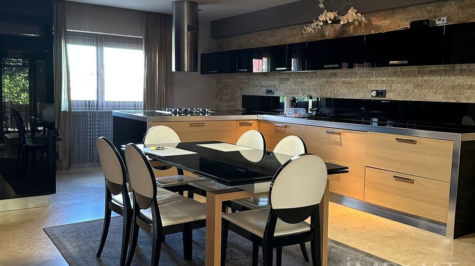 Vila de Lux - cartier Buna Ziua - Poză 2