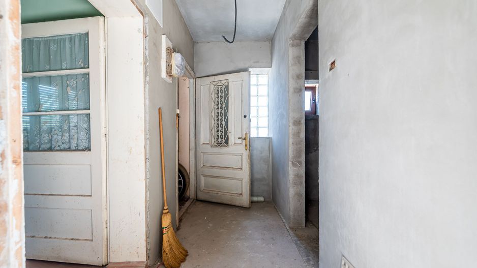 Casă individuală în Aradul Nou zona Tabacovici, aproape de Mureș - Poză 9