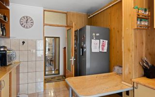 De vânzare Apartament 3 camere Mobilat si utilat., et. 3/4 Alfa, Arad. - Poză 10