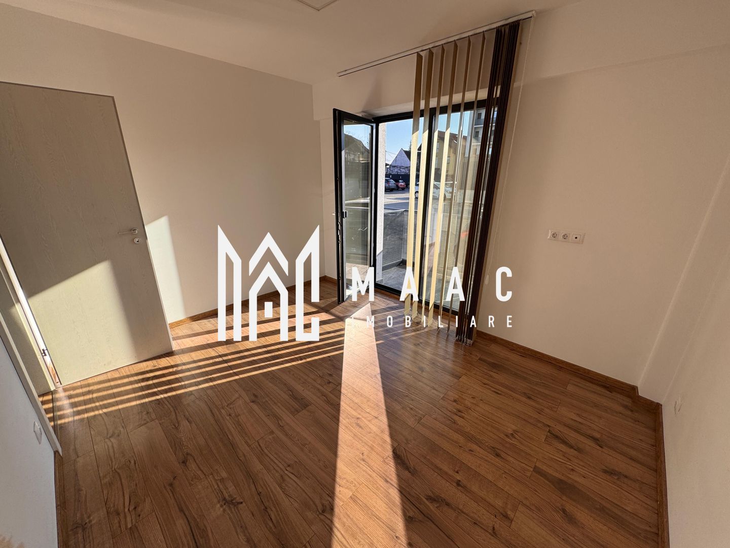 Spatiu de birouri | 3 camere | Gradina 39 mp | Turnisor - Poză 4