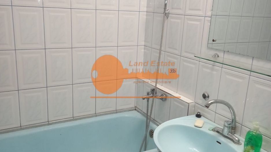 3 camere la 10 minute de Metrou Gorjului - Poză 14