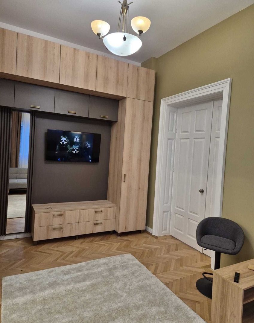 AP. 2 CAMERE VICTORIEI, PRIMA INHCIRIERE, RENOVAT, CENTRALA, PARCARE - Poză 3