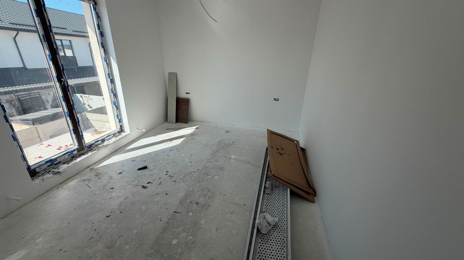 CASA DUPLEX, TOATE UTILITATILE, STRADA ASFALTATA, COMISION 0% - Poză 10