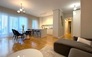 Apartament cu 4 camere  Fizicienilor - District - Poză 1