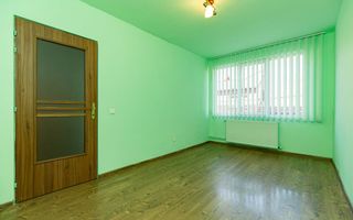 De vanzare apartament 2 camere, Reghin, central, disponibil imediat - Poză 7