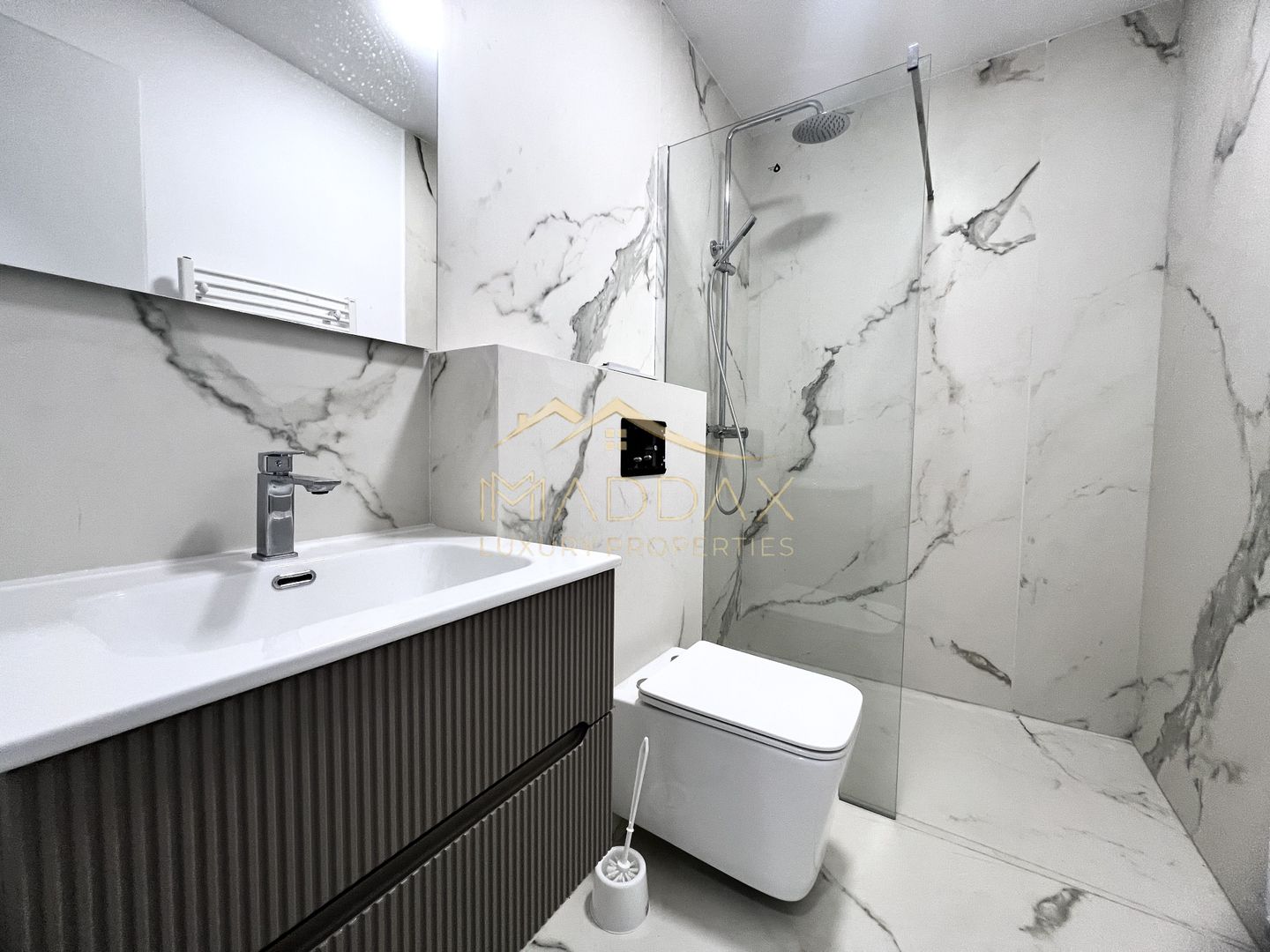 Apartament LUX**4 Camere**Parcare inclusa//Metrou Aviatorilor-Herastrau - Poză 11