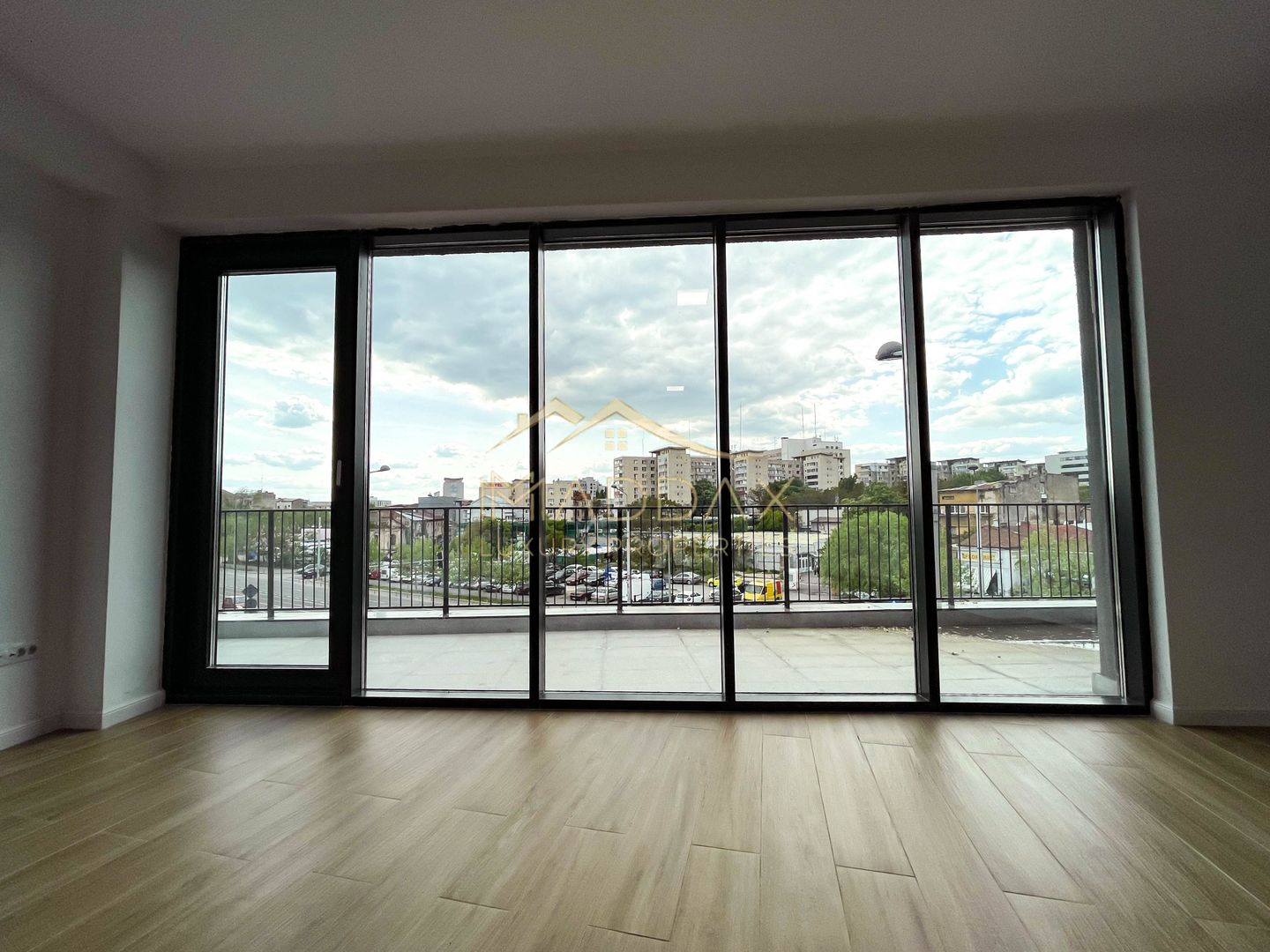 Spatiu comercial ***Prima Inchiriere*** // Victoriei - Poză 29