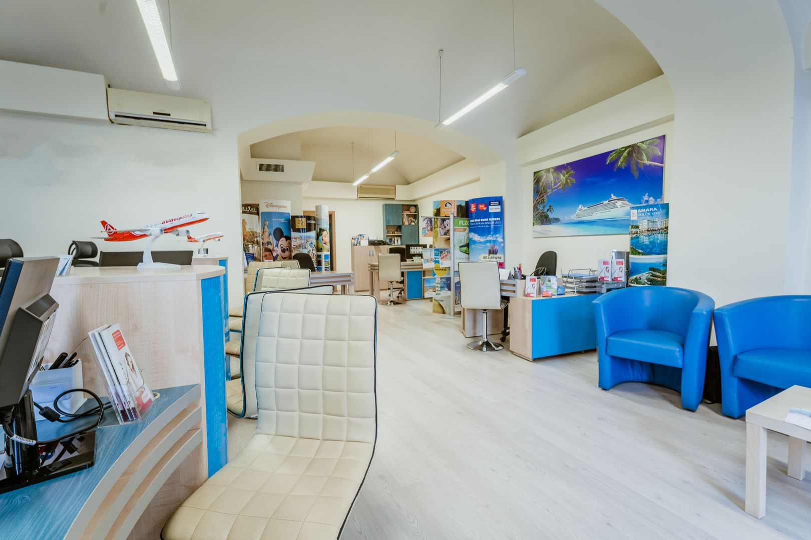 Spațiu comercial pe Bulevardul Revoluției - Poză 3