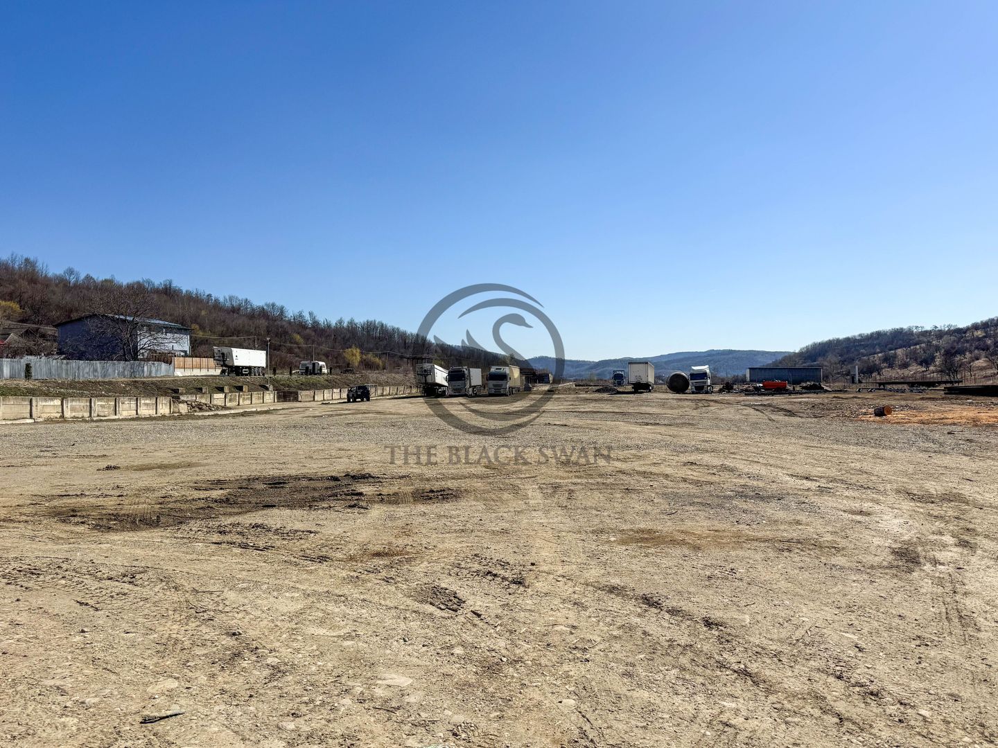 Teren 31.000 MP + Constructie 800 MP de vanzare | Valenii de Munte - Poză 5