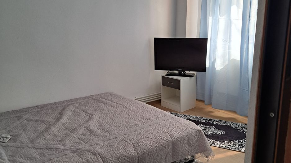Închiriere apartament 2 camere, mobilat și utilat – Biserica Sf. Vasile - Poză 3