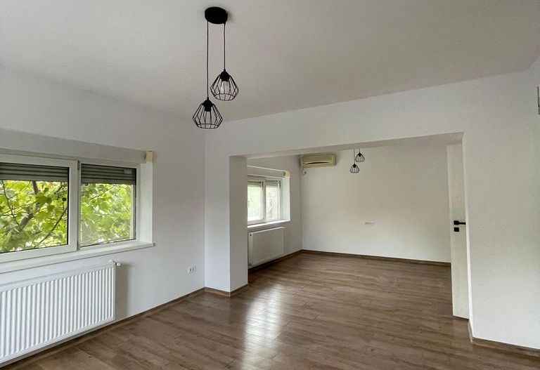 Vila eleganta de inchiriat pe Bd. Marasesti - Poză 14