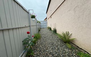 Casa tip duplex - 4 camere, balcon si curte proprie - Zona Lazaret - Poză 11