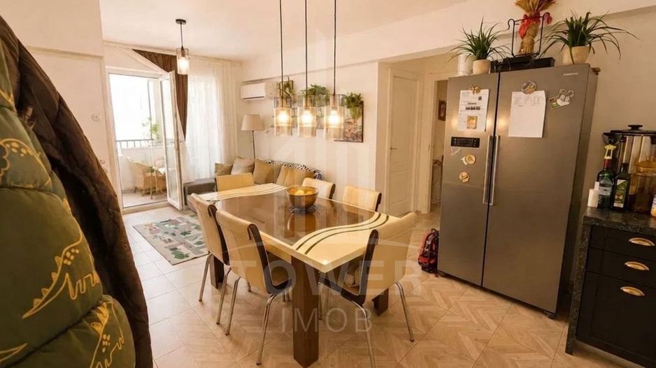 Apartament 3 camere cu 2 băi, 2 locuri de parcare și 2 balcoane - Poză 2