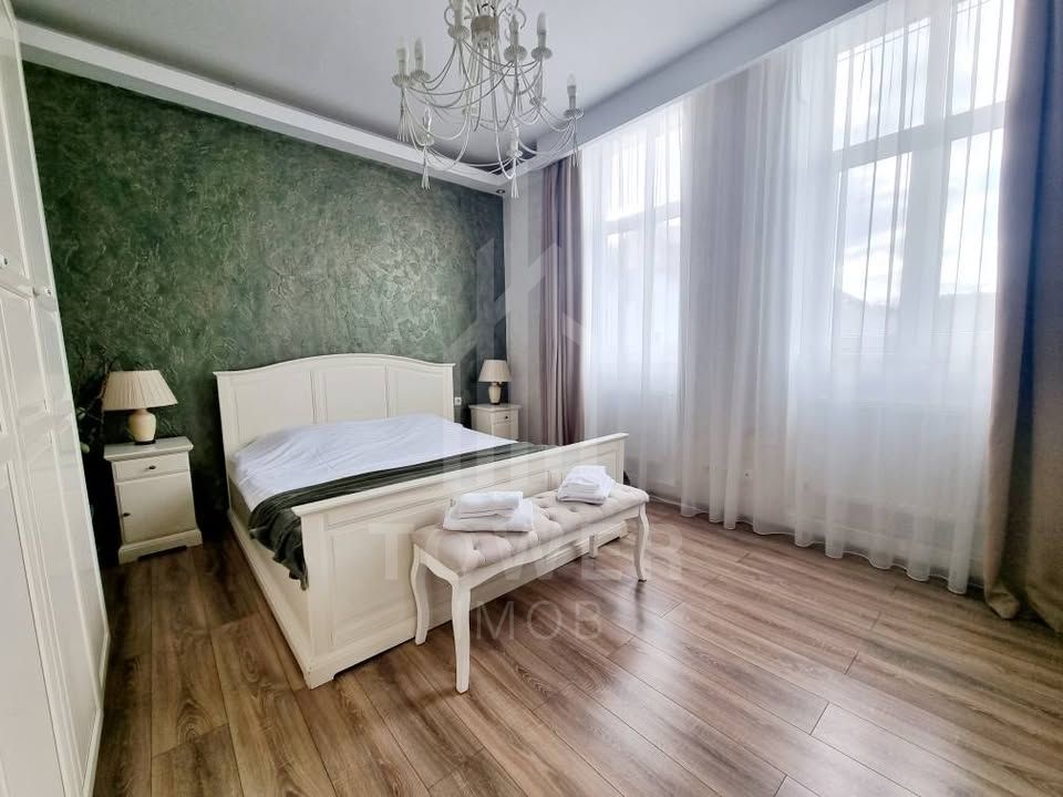 Apartament central in regim hotelier - Poză 2